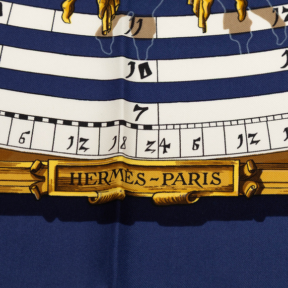 Pre-Loved Hermes Astrologie Dies et Hore Silk Scarf - Picture 3 of 7
